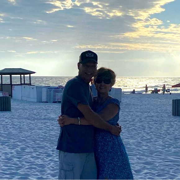 Meet your Posher, Paula - Picture 1 of 1